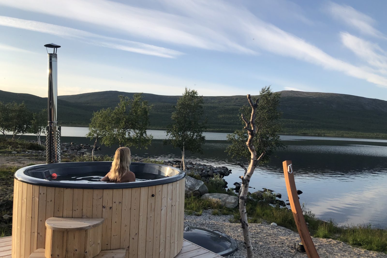 Arctic Land Adventure hot tub palju peerajärvi