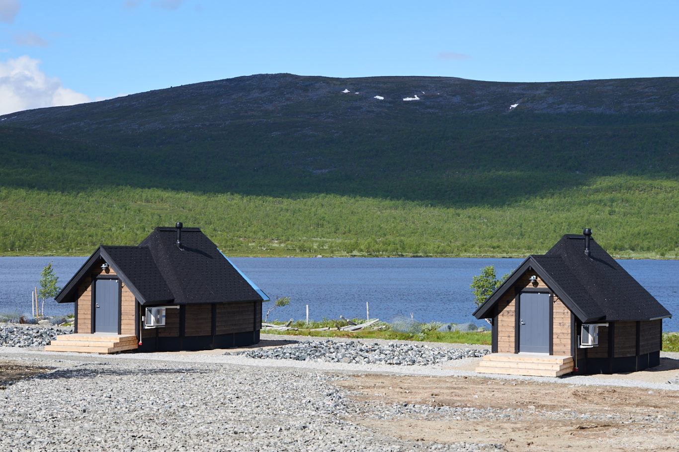 Arctic Land Adventure Glass Igloos summer