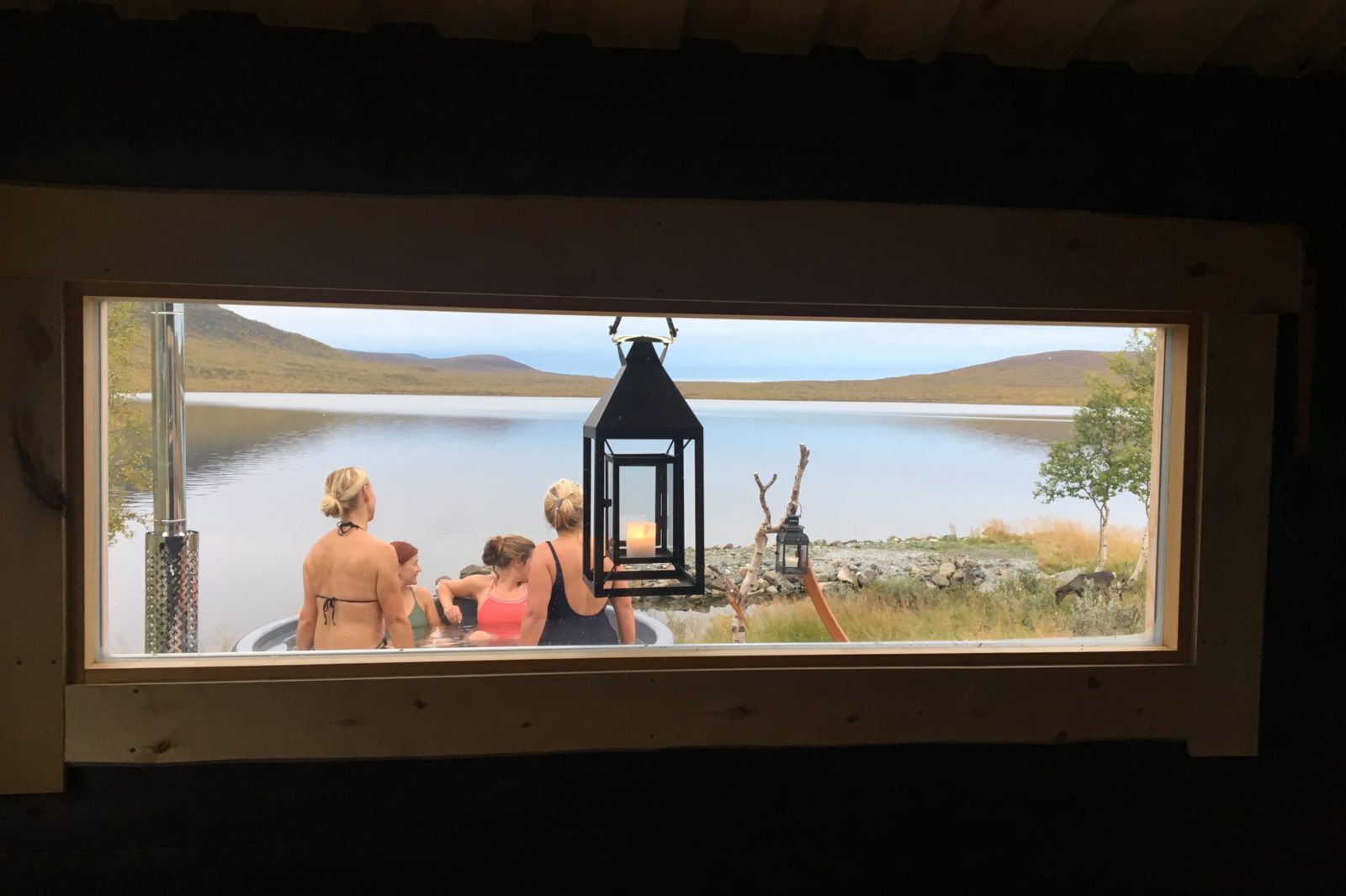 Arctic Land Adventure sauna ja palju peerajärvi