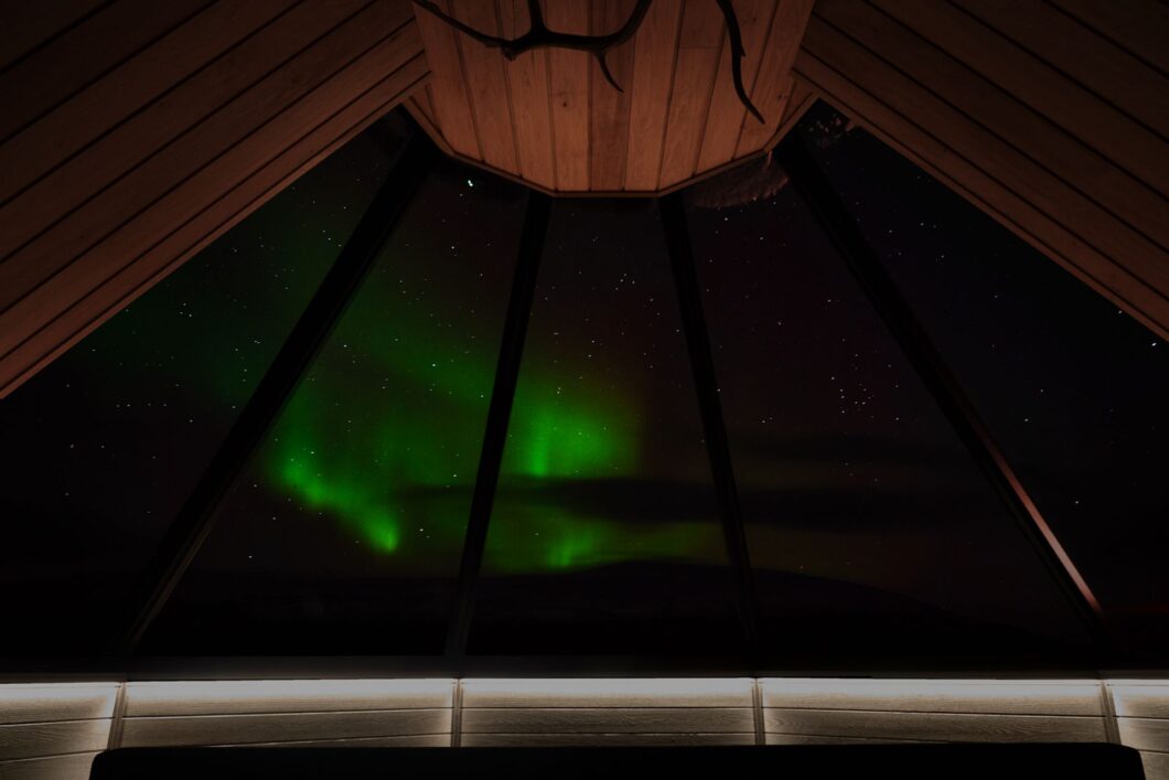 Arctic Land Adventure glass igloos and northern lights, lapland finland